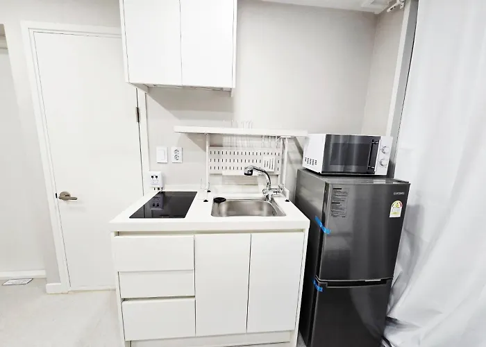 White 3* Seoul
