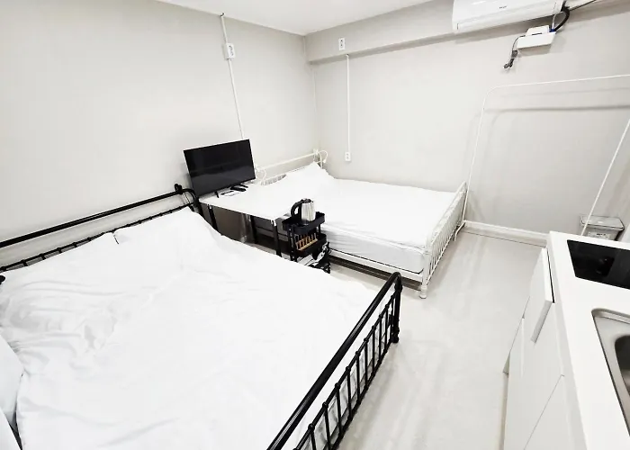 White 3* Seoul